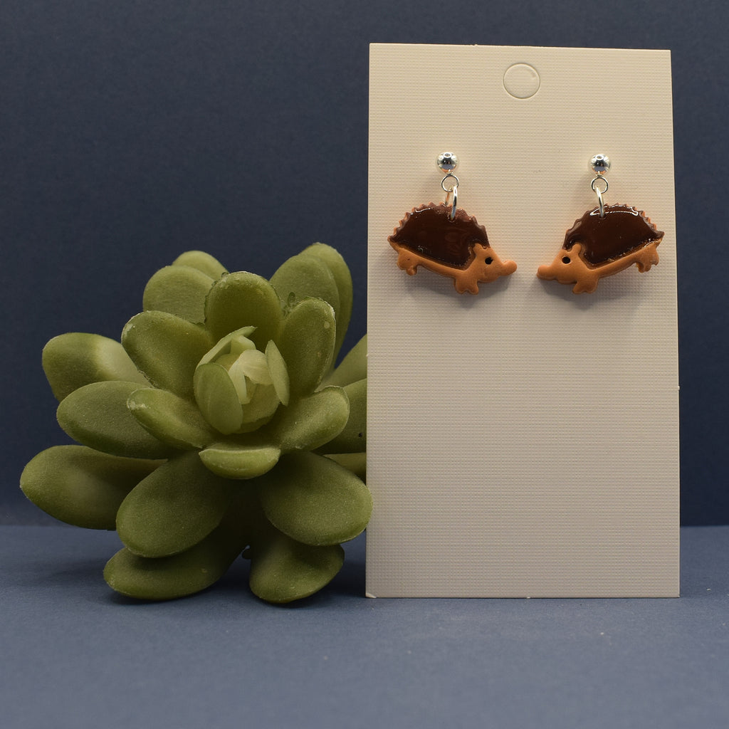 Hedgehog Dangle Earrings - Toffee