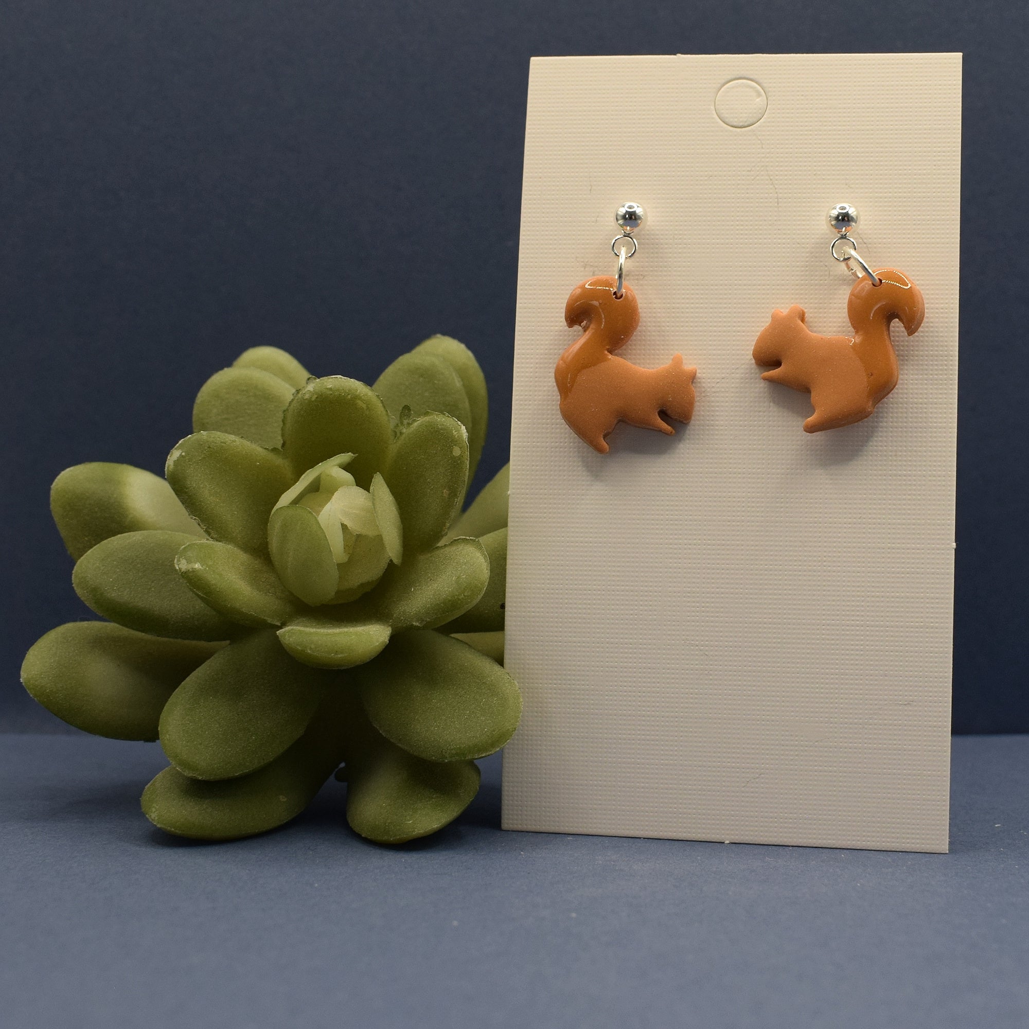 Squirrel Dangle Earrings - Toffee